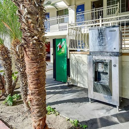 Motel 6 Garden Grove Exterior photo