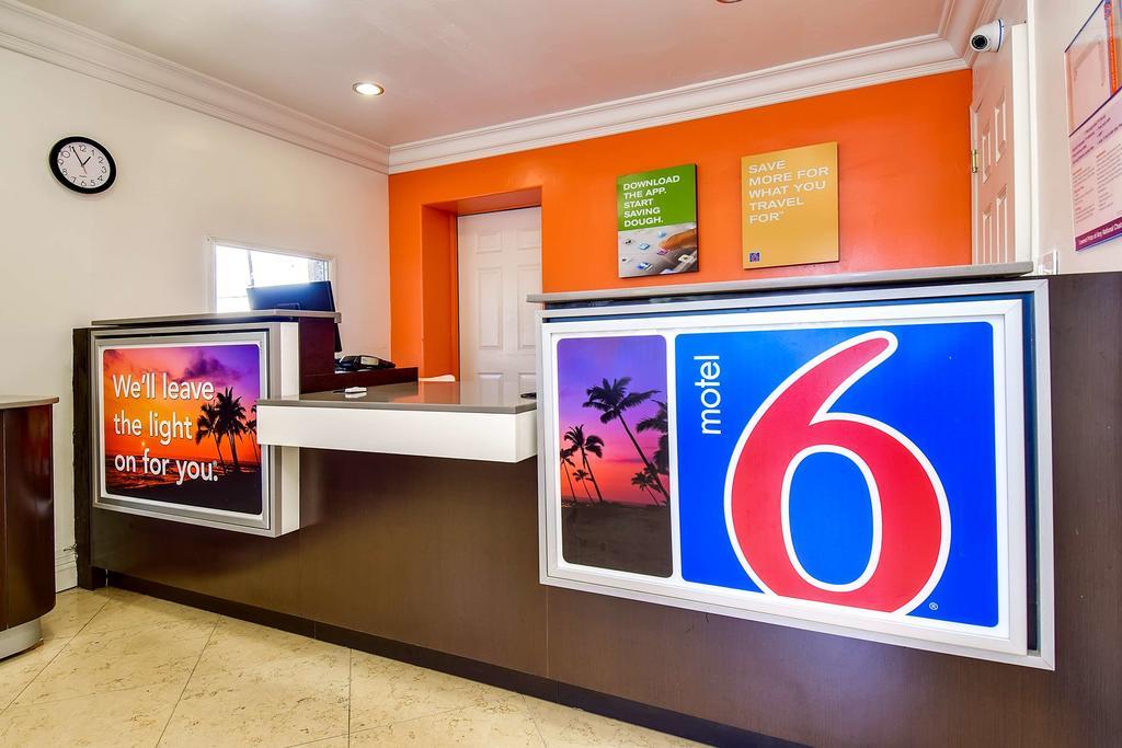 Motel 6 Garden Grove Exterior photo