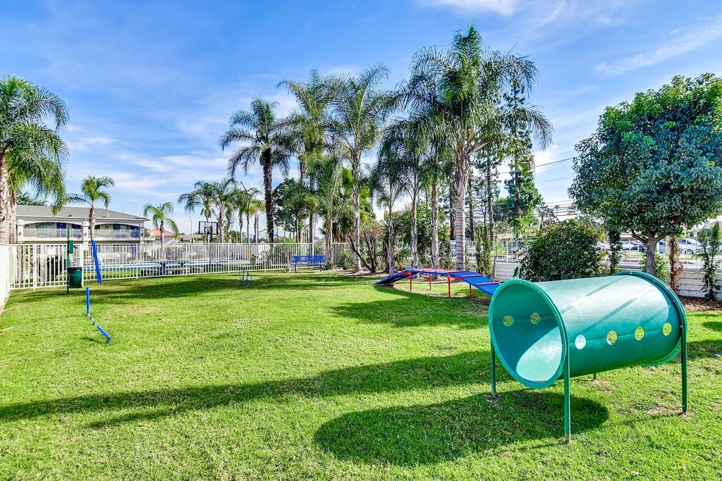 Motel 6 Garden Grove Exterior photo